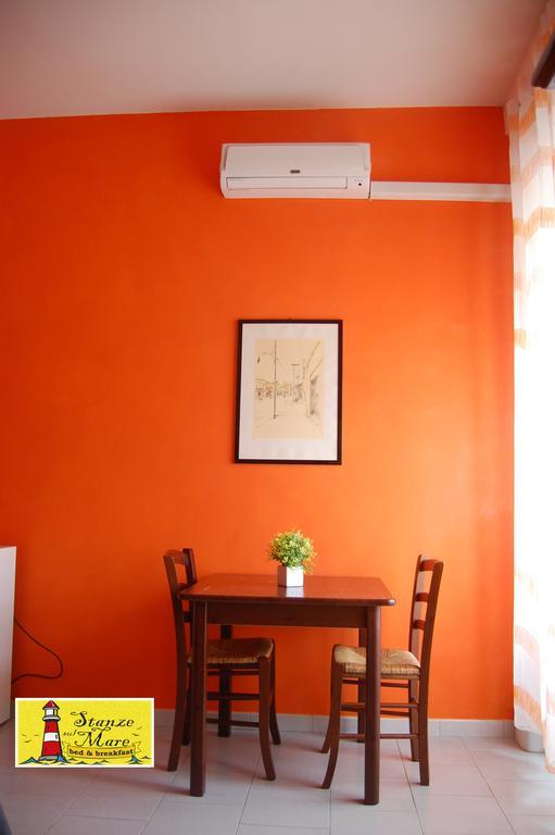 Stanze Sul Mare Bed & Breakfast Салерно Екстериор снимка