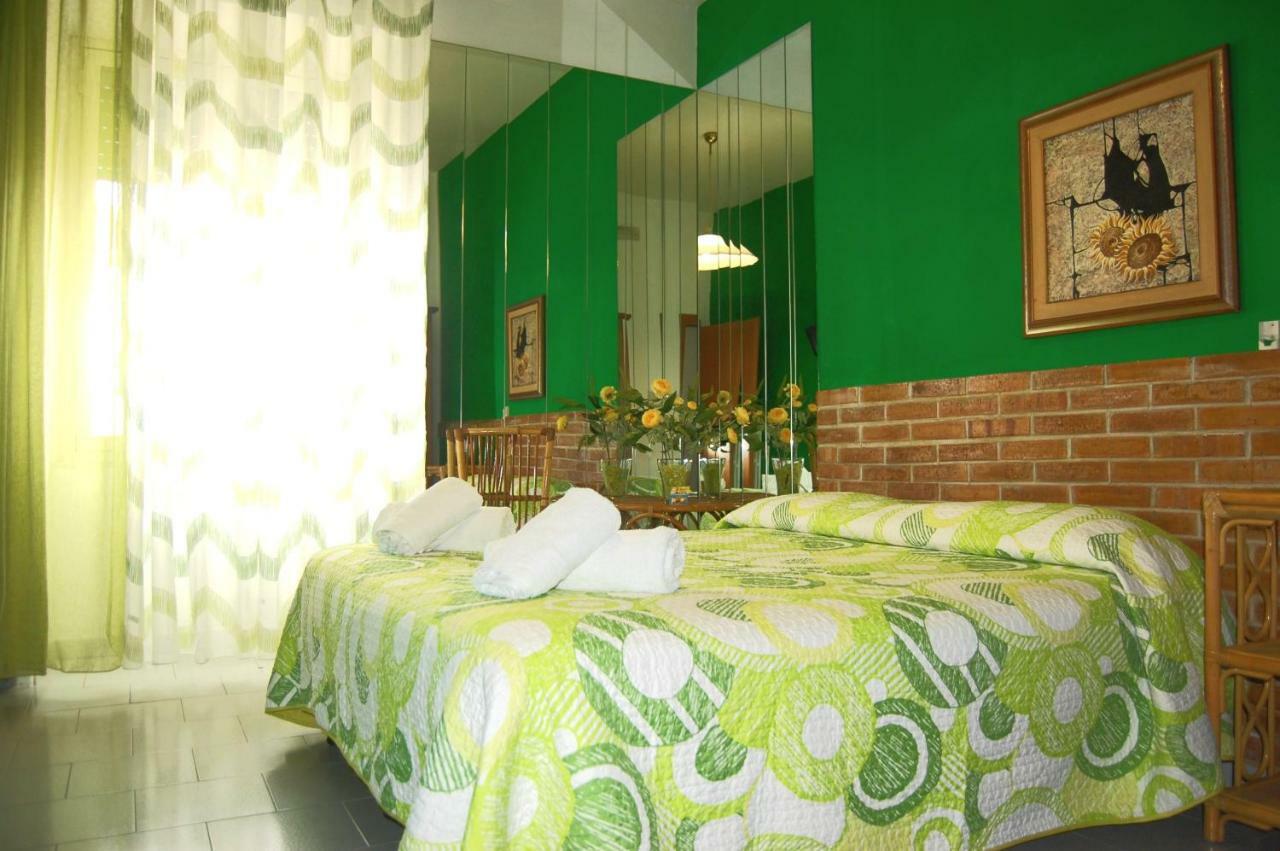 Stanze Sul Mare Bed & Breakfast Салерно Екстериор снимка