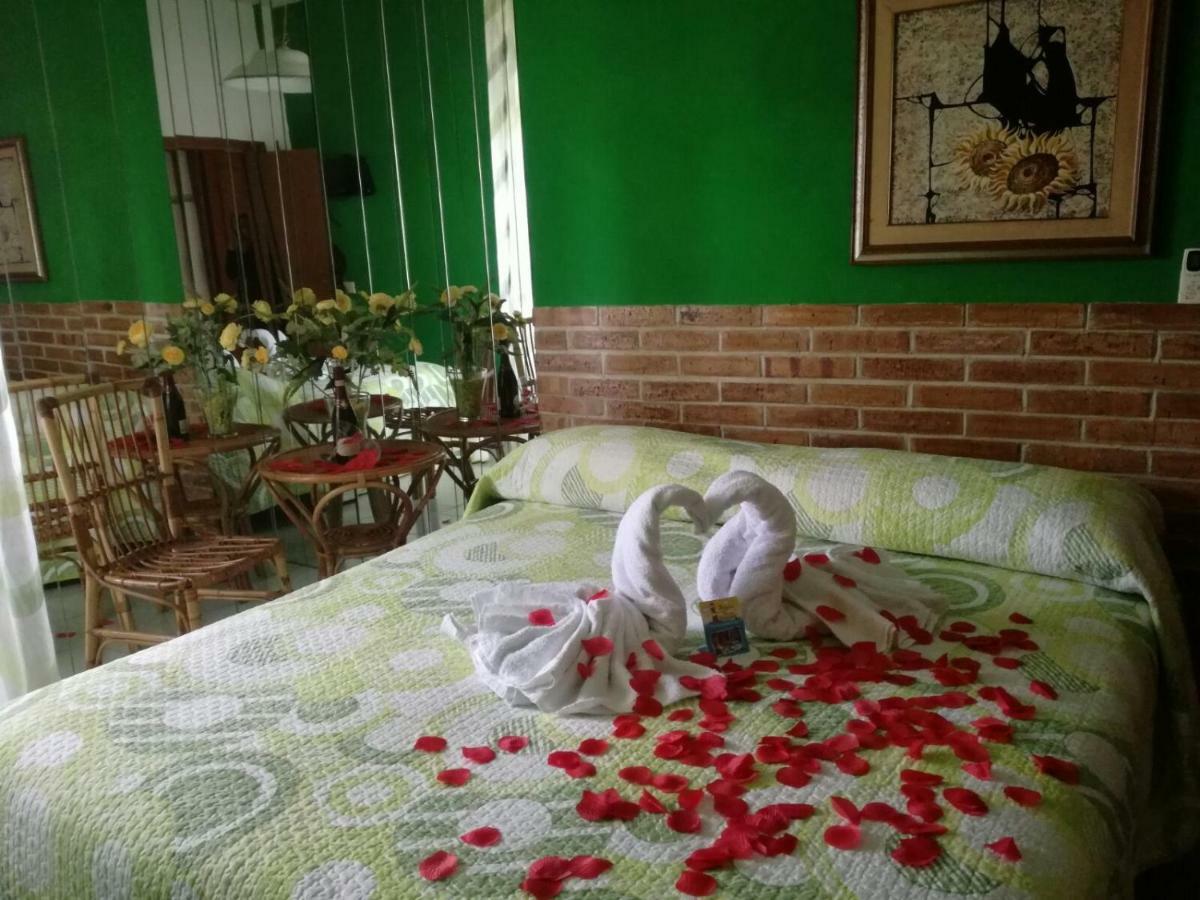 Stanze Sul Mare Bed & Breakfast Салерно Екстериор снимка