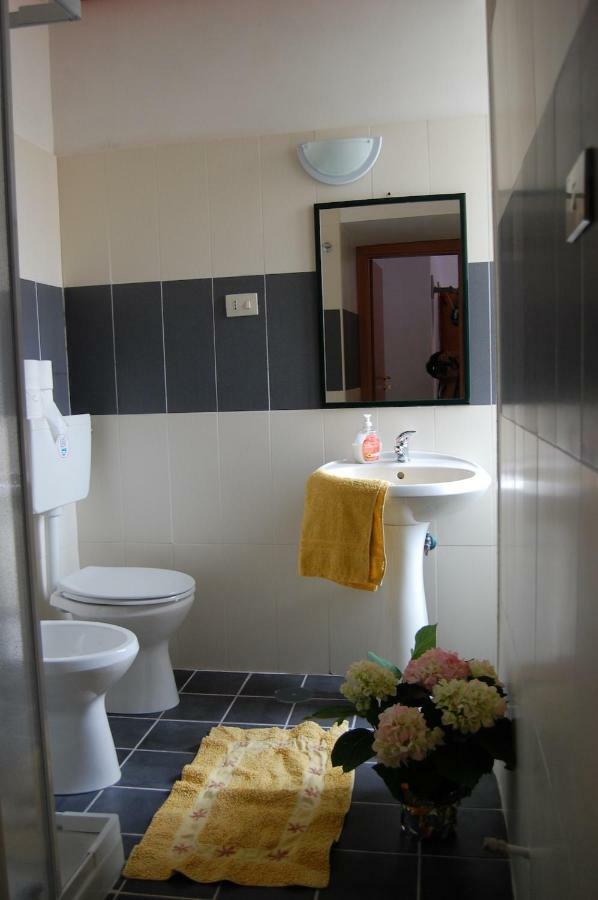 Stanze Sul Mare Bed & Breakfast Салерно Екстериор снимка